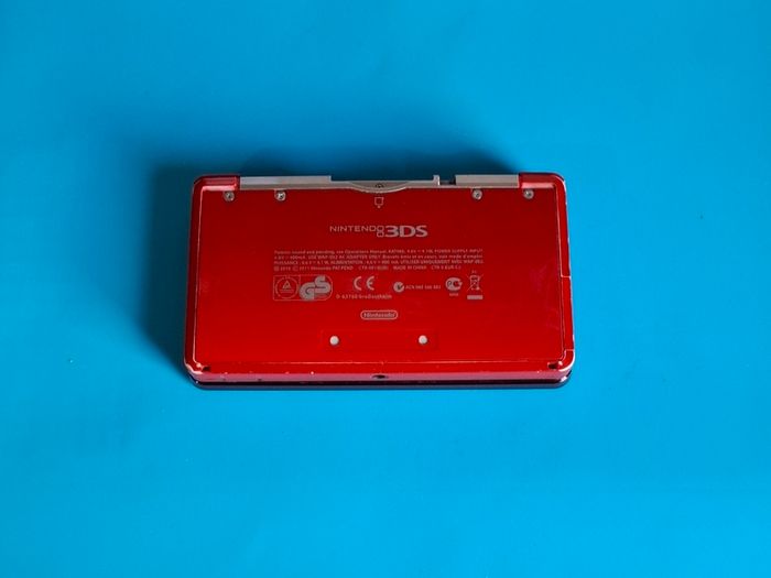3DS Metallic Red