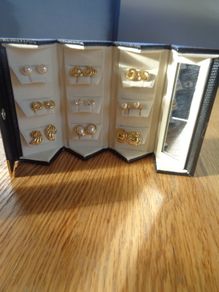 Andre Piasso Travel Earrings Set for Sale