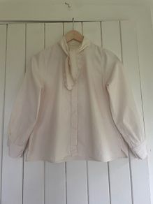 Toast blouse