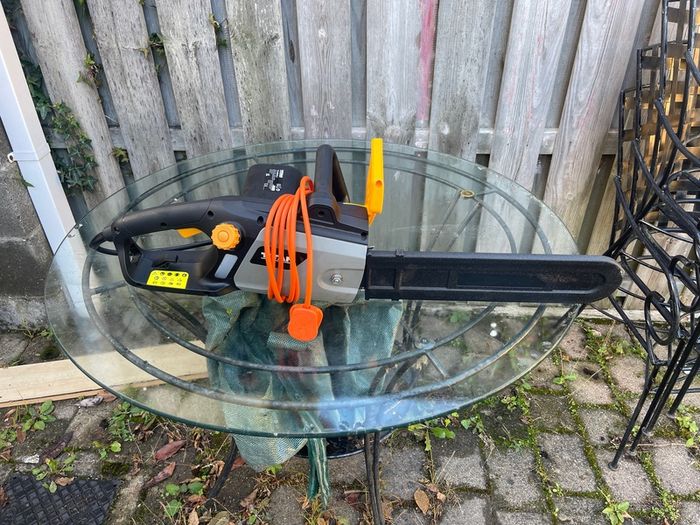 Titan chain saw