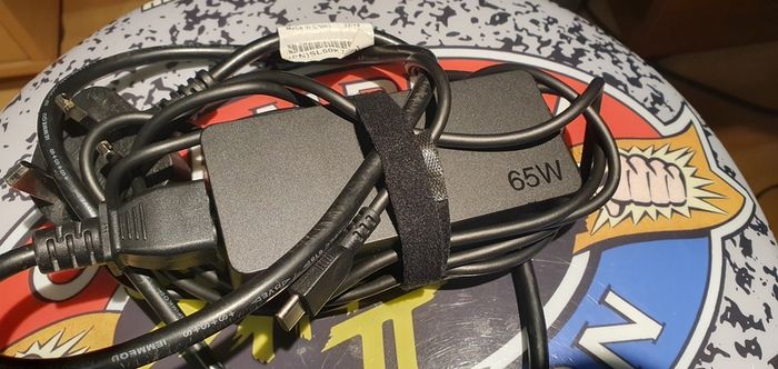 Lenovo Charger 65w for laptops and phones