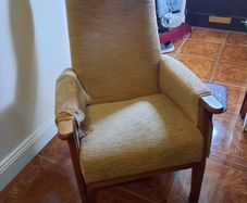 orthopaedic armchair