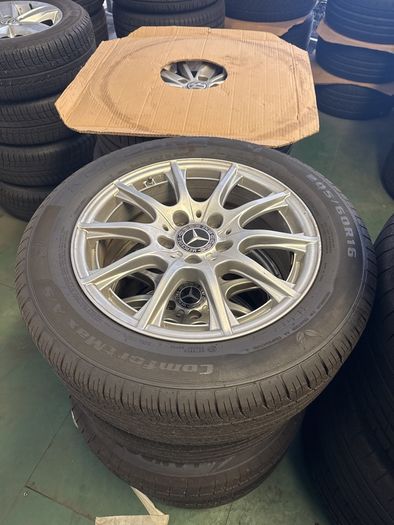 16" Mercedes C class alloys with tyres