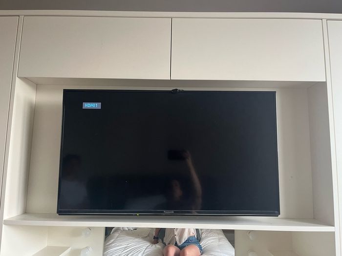 32" Panasonic smart TV