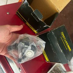 Golf Mk5 ball joints new