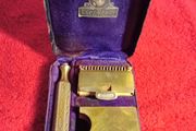 Vintage Ever Ready Brass Razor
