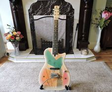 2 Travelling Wilburys 1989 Gretsch guitars