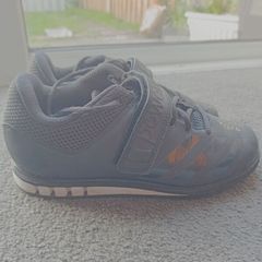 Adidas lifting shoes