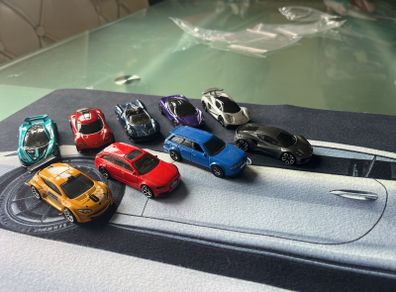 Hot wheels 9 cars Audi Renault McLaren Pagani Lotus