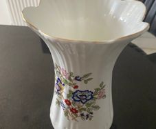 Royal Tara 7.5 inch vase