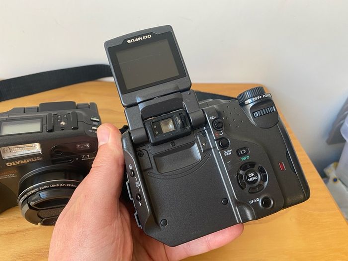 Olympus CAMEDIA 7070 Wide Zoom 7.1MP Digital Camera - Black