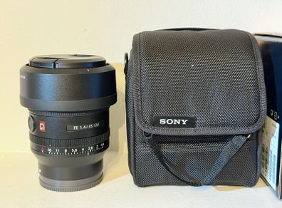 Sony 35GM 1.4 lens