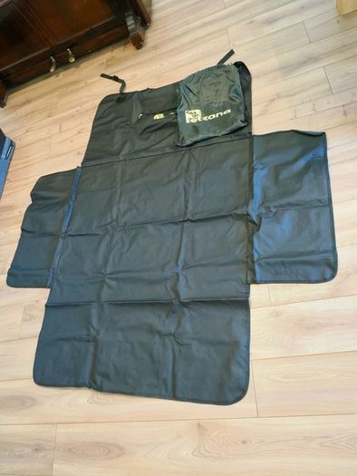 Dog Car Bundle, bootliner and headrest guard