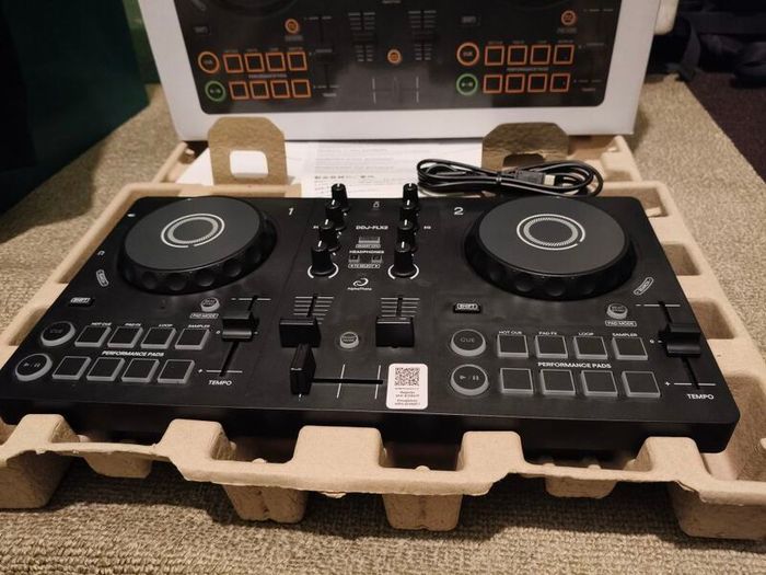 Dj