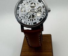 KINGSLEY Skeleton mechanical