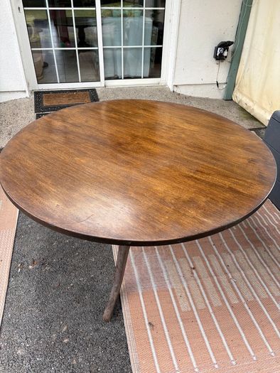 Hardwood Round Dining Table