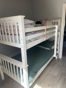 Bunk beds - free