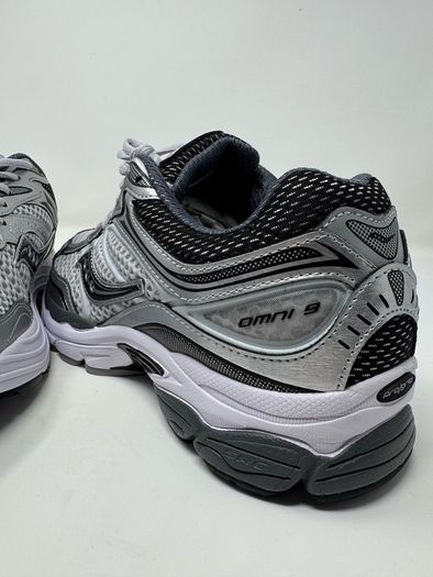 Saucony Progrid OMNI 9