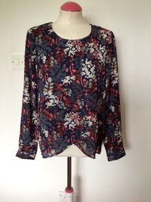 Navy blue floral blouse Size M Uk 12 includes postage