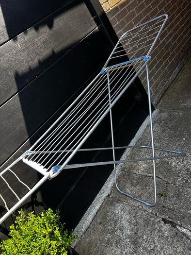 clothes horse