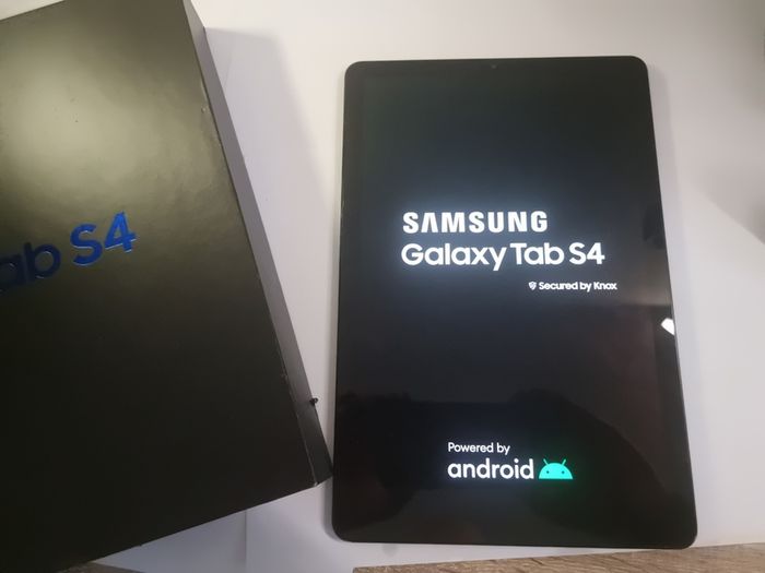 Samsung Galaxy Tab S4 SM-T830 64GB 10.5"  - Black, WiF