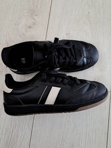 Samba style trainers uk2.5