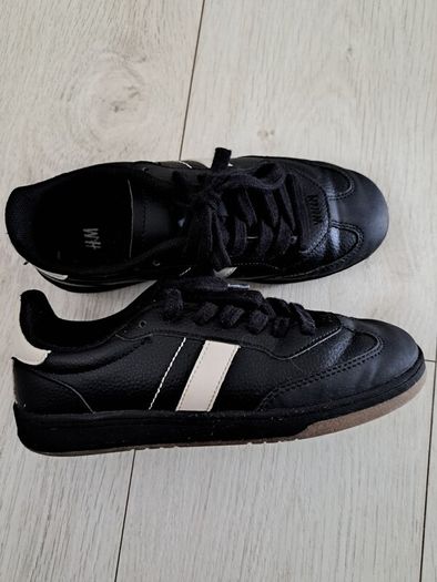Samba style trainers uk2.5