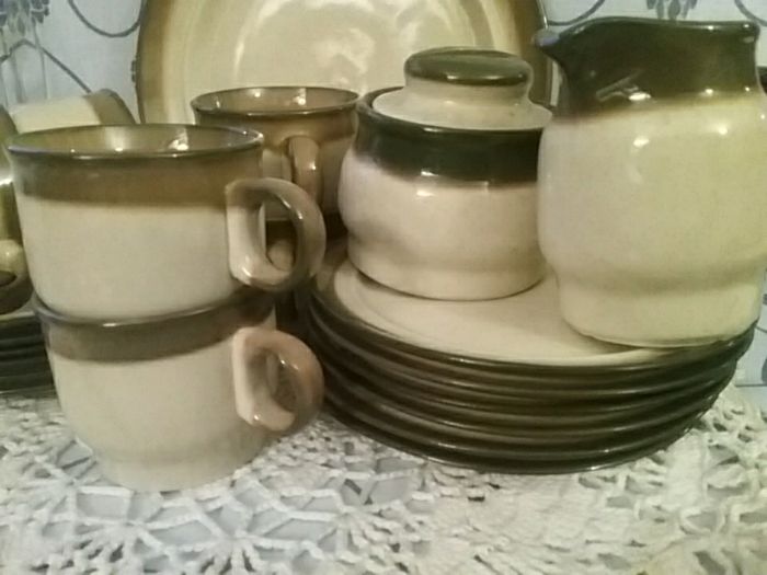 Twenty One Piece Polish Tea/Coffee Pottery Set