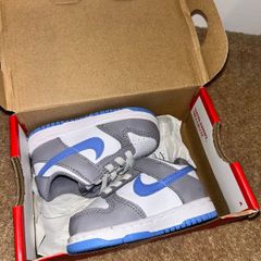 baby shoes