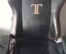 Secretlab Titan Gaming Chair Black Leather + Leather Repair Kit Included