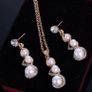 pearl earring sets Image 3