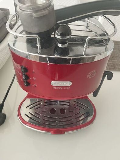 Delongi coffee machine