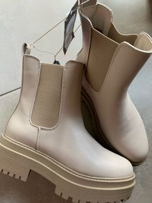New boots size 3