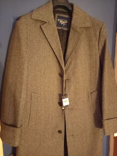 Penguin tweed overcoat, size large.