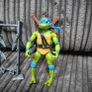Ninja Turtle Leonardo Figure Image 2