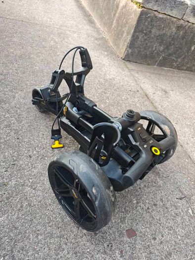 Powakaddy FX1