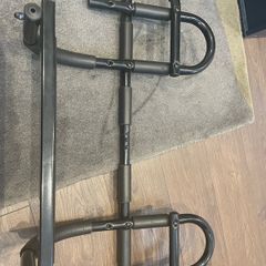 Door pull up & chin up bar