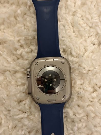 Apple Watch Ultra 2 49mm Titanium