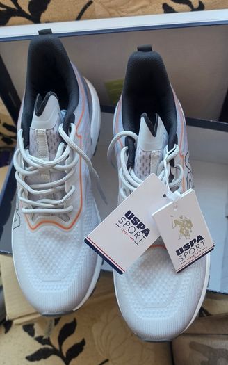 U.S. Polo Assn. (USPA) Runners