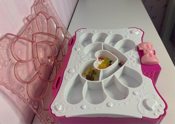 Girls Small Things Holder / Box (for aqua beads, earrings, rings, jewellery etc)