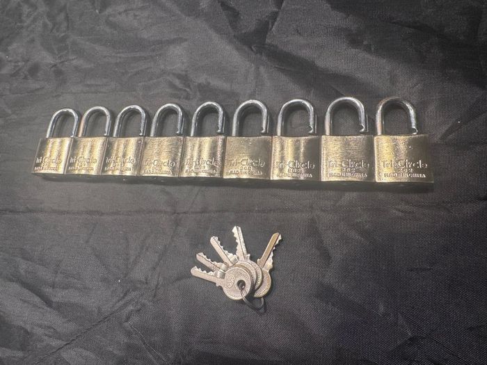 Padlocks on same Key x9