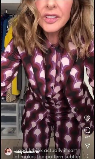 Amazing Zara Insta Famous Bloggers Limited Edition Pink Geo Print 3 Piece Suit, Blazer XL, Blouse XXL and Flare Trousers XL New with Tags