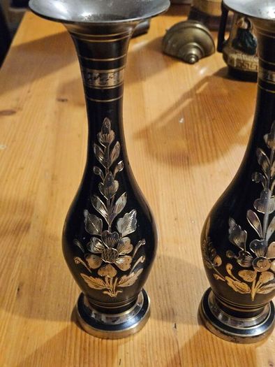 3 X Pairs Of Vases. Porcelain And Metal All In Good Condition. See Photos For Same.