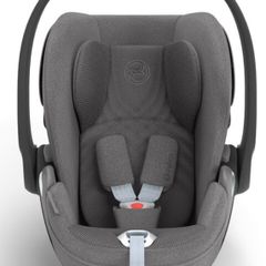 Cybex Cloud T infant car seat and swivel base
