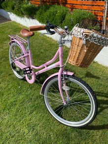 Viking Belgravia Bike in as new condition