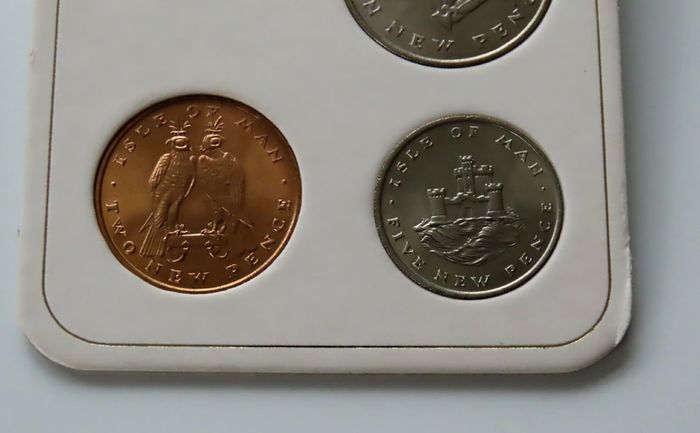 Isle of Man First decimal coin set 1971 | Pobjoy Mint 6 coins with card