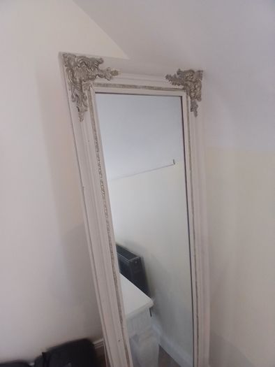 long mirror