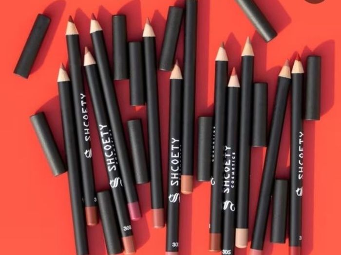 x10 Bundle - Brand New Society Matt Lip Liner - Variety Of Colours - 1.02 Each - RRP - 11.00