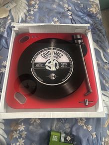 Retro style wall clock - brand new