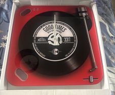 Retro style wall clock - brand new